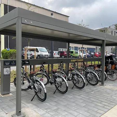 King Bed - Full Kitchen - Balcony Essen